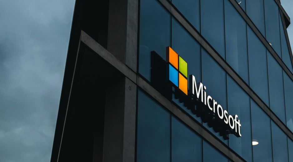 En 2024, la propiedad de Microsoft está dominada por grandes inversores institucionales, pero también cuenta con importantes participaciones de figuras clave que han moldeado su historia. Pexels