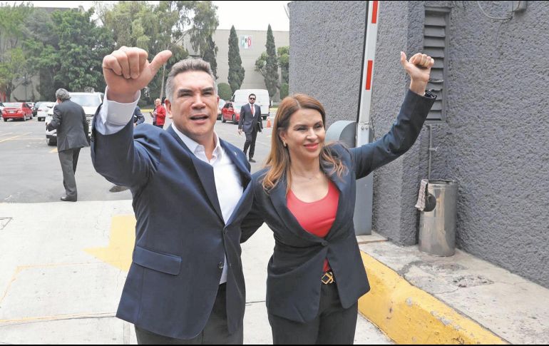 Alejandro “Alito” Moreno y Carolina Viggiano, van por la reelección en el puesto de presidente y secretaria general. EL UNIVERSAL