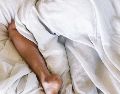 Interrupciones en el sueño, un ritmo cardiaco alto y apnea son riesgos de beber antes de dormir. UNSPLASH/DANNY G