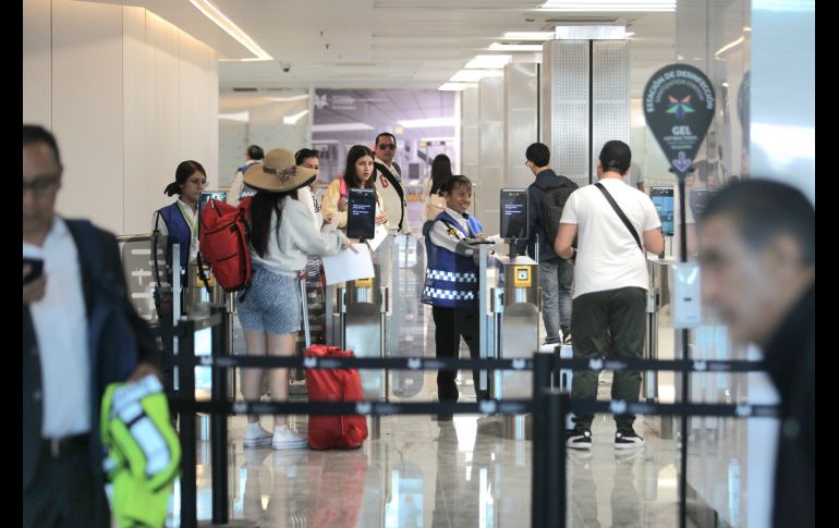 El Aeropuerto Internacional de Guadalajara tiene un promedio de mil 79 frecuencias de salida semanales. EL INFORMADOR / ARCHIVO