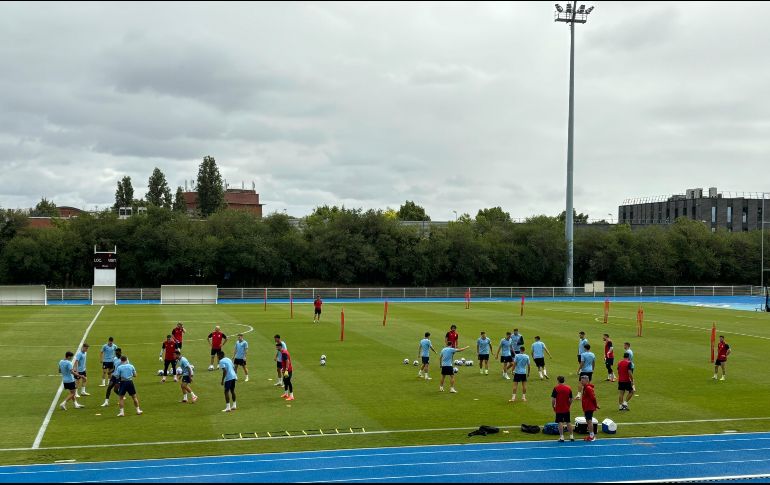 La Selección española entrena previo a su partido de hoy contra Uzbekistán. EFE/O. Maya