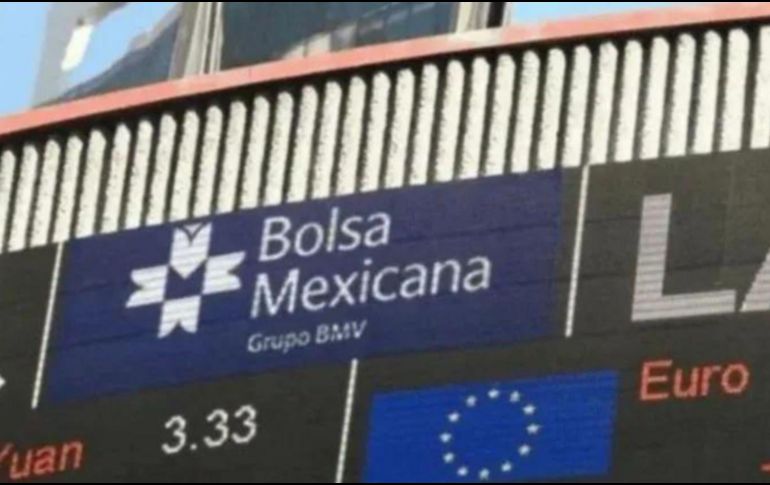 En la sesión, el peso se depreció un 1.1 % frente al dólar, al cotizar en 18.37 unidades por billete verde, tras valuarse en los 18.17 en la sesión previa, según datos del Banco de México. EFE / ARCHIVO