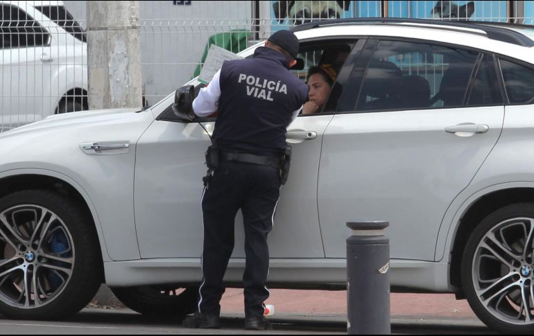 Entre los años 2021 y 2024, la plantilla de agentes viales redujo de mil 958 a mil 821 elementos. EL INFORMADOR/Archivo