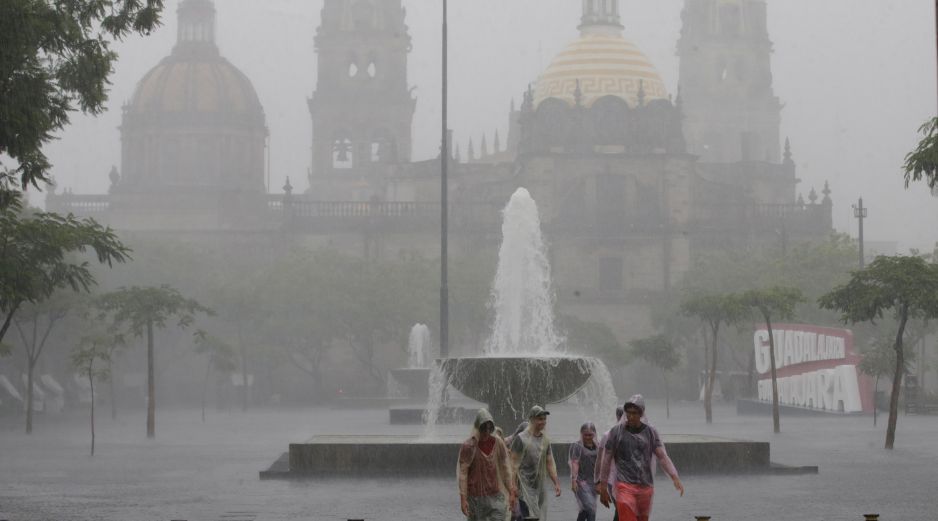 La probabilidad de lluvia este jueves en Guadalajara, de forma general, es del 100 por ciento. Es decir, es un hecho que las lluvias seguirán este día. EL INFORMADOR / ARCHIVO