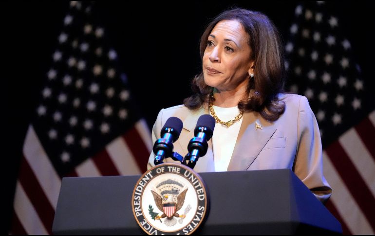 La vicepresidenta Kamala Harris pronuncia un discurso en un acto de campaña en Pittsfield, Massachusetts. AP/Stephanie Scarbrough