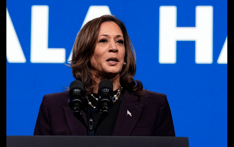 La vicepresidenta, Kamala Harris, se pronunció poco después de las 18:00 hora local (22:00 GMT), momento en que estaba previsto que empezaran a cerrar los centros de votación en Venezuela. AP / ARCHIVO