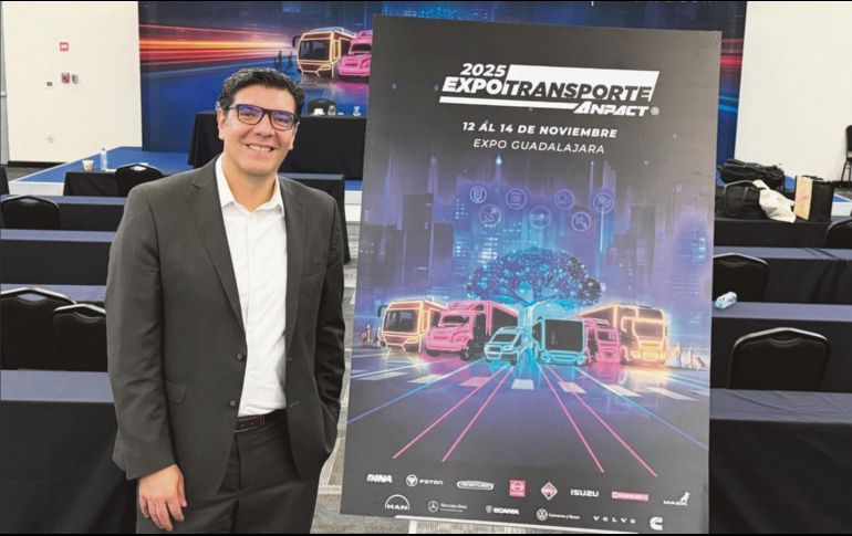 El sector de tractocamiones, tráileres y otros automotores de carga y transporte urbano celebrará su principal foro en Expo Guadalajara. El presidente ejecutivo de ANPACT, Rogelio Arzate, afirmó que su sector genera más de dos millones de empleos directos e indirectos. ESPECIAL