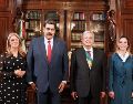 Distintas voces han criticado la cercanía de López Obrador con Nicolás Maduro. ESPECIAL/ Gobierno de México