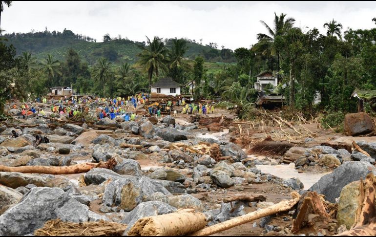 El nivel del agua ha desbordado ríos y arroyos, elevando la alerta de esta región. EFE/TP BINU