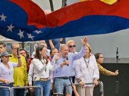 Edmundo González Urrutia, encabezando una protesta postelectoral contra el régimen chavista, tiene ahora el importante respaldo de Estados Unidos. AFP