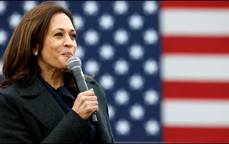 La vicepresidenta estadounidense, Kamala Harris, obtuvo este viernes los votos de delegados necesarios para convertirse matemáticamente en la nominada del Partido Demócrata. AFP / ARCHIVO