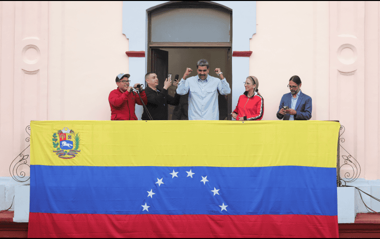 Según este segundo balance, Nicolás Maduro obtuvo 6 millones 408 mil 844 apoyos, en una votación en la que participó el 59.97% del censo electoral. EFE / M. García