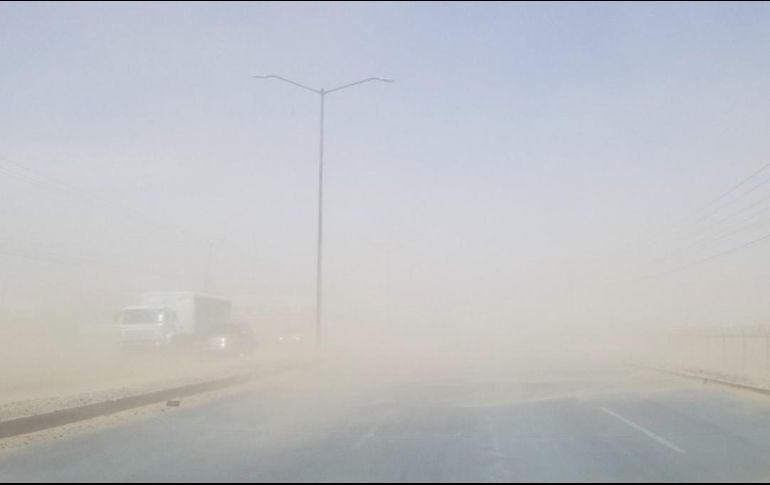 Se augura que durante el paso del polvo de Sahara habrá días con mucho bochorno, bruma en los amaneceres y tonos rojizos por la tarde. SUN / ARCHIVO