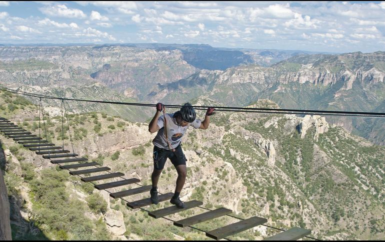 Vía Ferrata. Consiste en un recorrido de rappel donde los visitantes pueden cruzar puentes y saltar desde grandes alturas. CORTESÍA