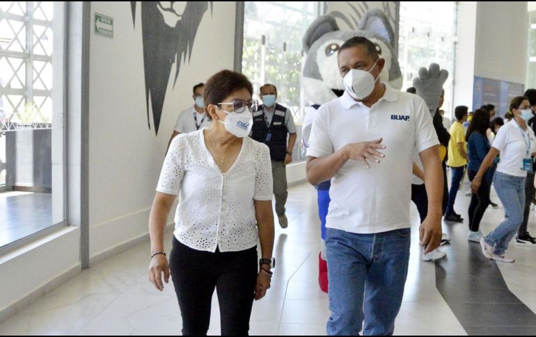 Este 5 de agosto, la rectora Lilia Cedillo le dio la bienvenida a estudiantes del nivel medio superior.  ESPECIAL / Facebook / Benemérita Universidad Autónoma de Puebla - BUAP