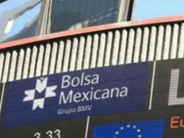 En la sesión, el peso se depreció un 1.2 % frente al dólar, al cotizar en 19.39 unidades por billete verde, tras valuarse en los 19.16 en la sesión previa, según datos del Banco de México. EFE / ARCHIVO