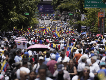 La ONG Provea indica que la Policía Nacional Bolivariana ha sido acusada en al menos dos incidentes de "asesinatos". AP/Matías Delacroix