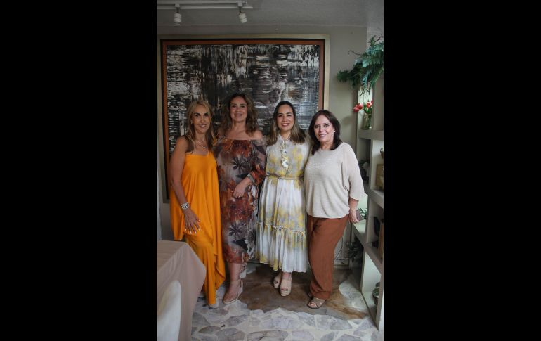 Gaby Enríquez, Mónica Cruz, Carolina Carbajal y Sara González. GENTE BIEN JALISCO/ Esmeralda Ecamilla