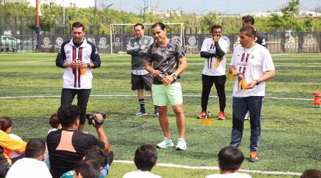 “El Venado” Medina, Omar Bravo y Ramón Morales. GENTE BIEN JALISCO/ Antonio Martínez