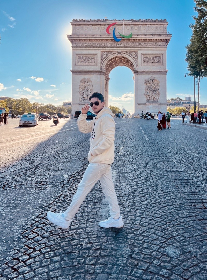 Juanca Amezcua en París, Francia. CORTESÍA 