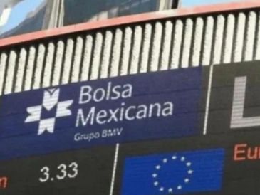 En la sesión, el peso se apreció un 1.22 % frente al dólar, al cotizar en 19.28 unidades por billete verde, tras valuarse en los 19.52 en la sesión previa, según datos del Banco de México. EFE / ARCHIVO