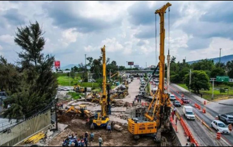 El gobernador insistió en que el problema solo afectó a la parte del puente, por lo que en el resto de los carriles no existe riesgo alguno. EL INFORMADOR / A. Navarro