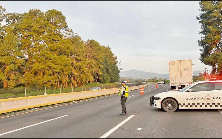 Este caos vial, causa crisis al transporte. ESPECIAL