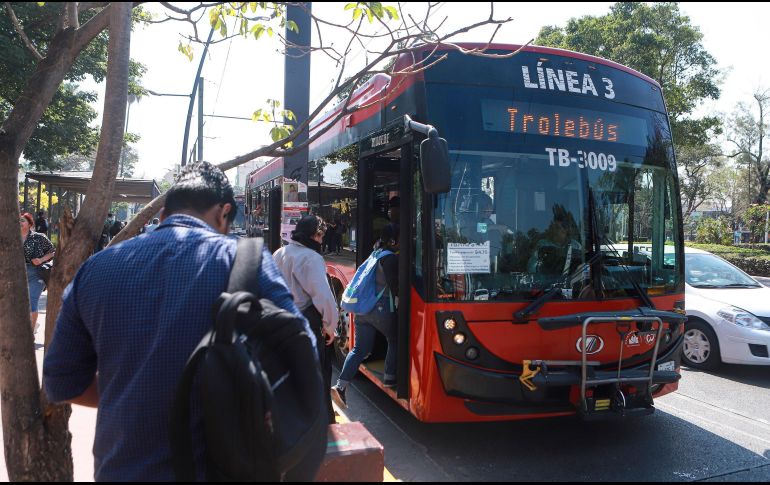 El Sistema de Tren Eléctrico Urbano (Siteur), que es el organismo operador, contestó que solamente cinco de las 25 unidades con las que cuenta están en funcionamiento. EL INFORMADOR / ARCHIVO