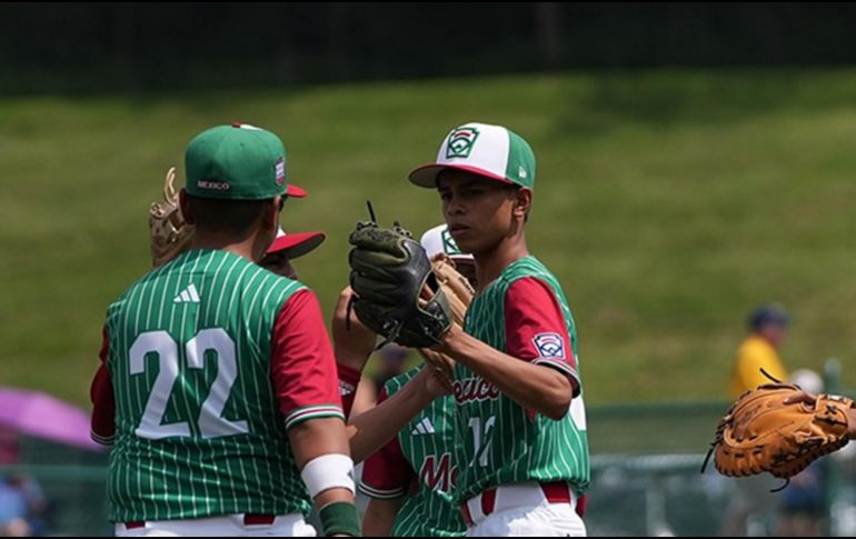 Antonio Guerrero y Raúl Hernández se alternaron para conseguir a proeza. FACEBOOK/littleleague