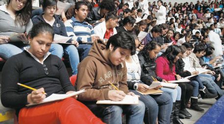 Un estudio analiza las carreras al alza en sueldos. EL INFORMADOR/ Archivo