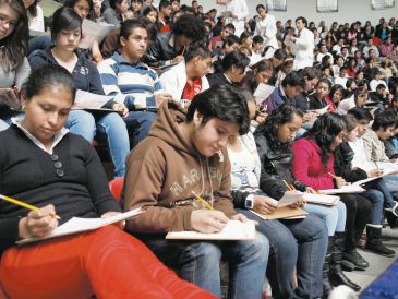 Un estudio analiza las carreras al alza en sueldos. EL INFORMADOR/ Archivo