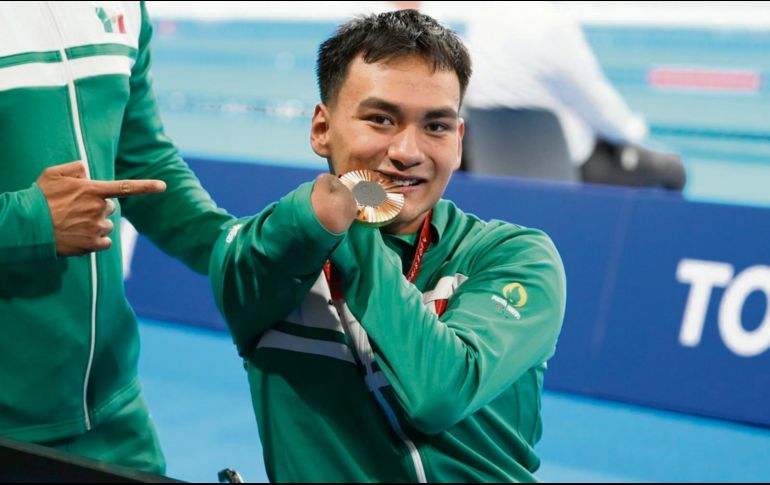 Ángel de Jesús Camacho ganó el segundo bronce en los 100 metros libres. ESPECIAL