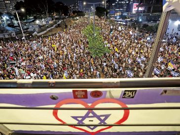 Miles salieron a las calles después de que fueron asesinados seis rehenes israelitas. EFE