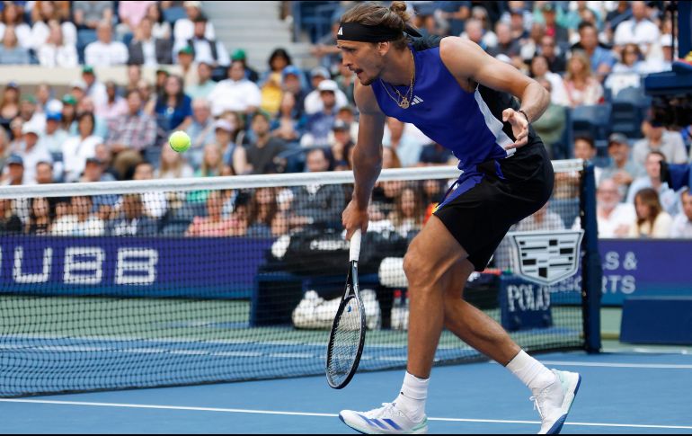 Alexander Zverev encabeza la lista de los atletas que competirán en el Abierto Mexicano de Tenis 2025. EFE/ J. G. MABANGLO.