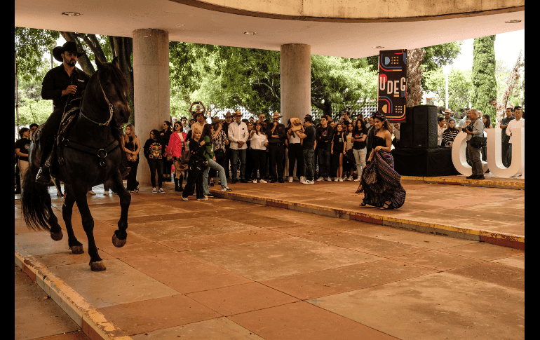 El festival no solo conmemoró la historia, sino que también ofreció una rica variedad de actividades culturales y artísticas. EL INFORMADOR/ J. Urrutia.