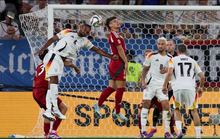 Alemania transita desde ayer sin el apoyo de Neuer, Kroos y otros viejos símbolos. EFE/C. Neundorf