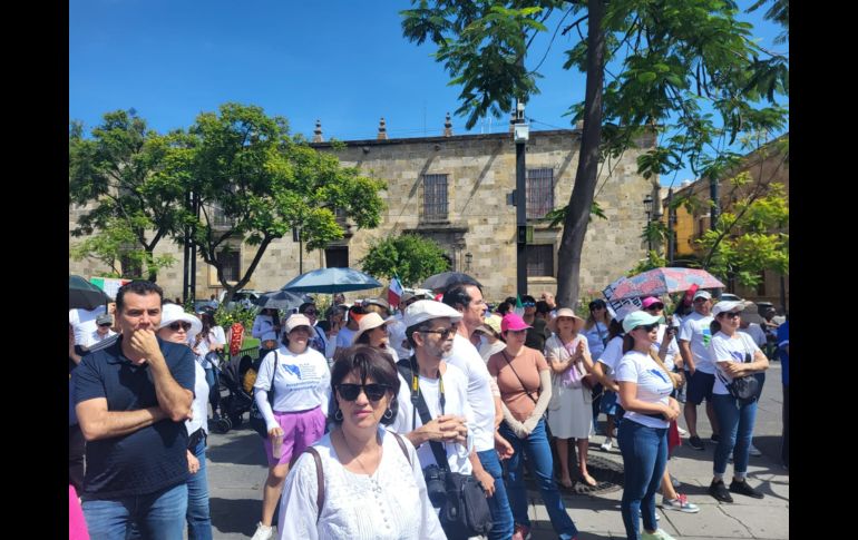 Esta mañana cientos de personas y trabajadores del Poder Judicial de la Federación en Jalisco volvieron a tomar las calles de la Zona Centro de Guadalajara para manifestarse en contra de la reforma al Poder Judicial. EL INFORMADOR / O. González