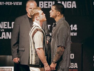 Canelo Álvarez es claro favorito sobre Berlanga en la tradicional pelea para celebrar el 16 de septiembre. AFP/K. Méndez