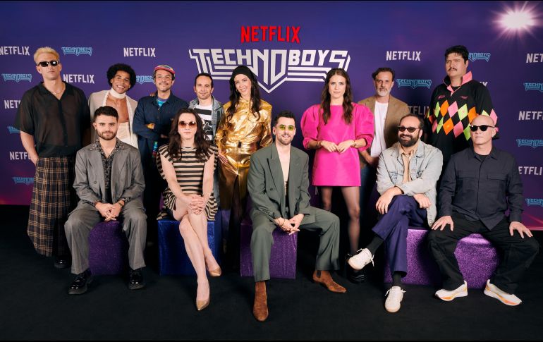 Joaquín Ferreira, Vin Ramos, Gerardo Gatica, Luis Rodríguez “El Guana”, Fernanda Castillo, Karla Souza, Pablo Zimbrón, Fernando Bonilla, Germán Bracco, Daniela Vega, Luis Gerardo Méndez, Gabriel Nuncio y Ari Brickman. ESPECIAL/NETFLIX-JULIETA HORAK.