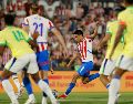 Diego Gómez hizo el gol que metió a Paraguay al séptimo lugar de la eliminatoria, que da derecho a jugar el repechaje. EFE/J. Pino