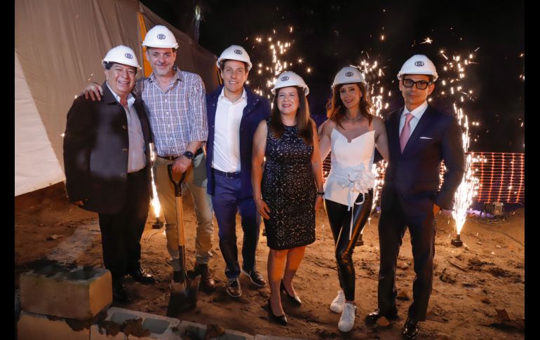 Primera Piedra por Ernesto Mercado, Miguel Kably, Juan Pablo Morfín, Martha Álvarez, Valentina Davo y Víctor Morales. GENTE BIEN JALISCO/ Claudio Jimeno