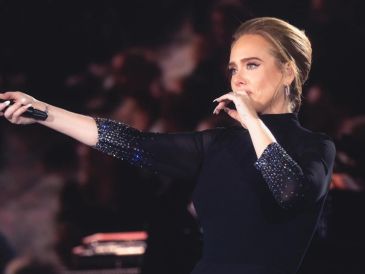 Adele manifestó que, si surgiera la oportunidad, preferiría que sus papeles no estuvieran vinculados a su carrera como cantante. FACEBOOK / Adele