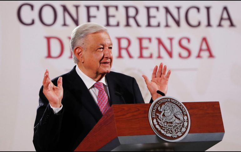 López Obrador informó en la mañanera en Palacio Nacional que son 18 los congresos estatales que ya han aprobado la Reforma Judicial. EFE / M. Guzmán