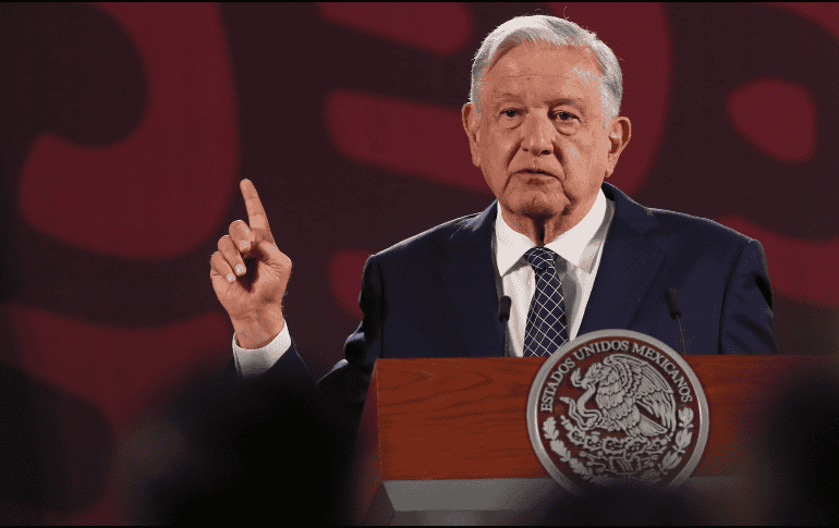 El presidente de México, Andrés Manuel López Obrador, durante una rueda de prensa matutina en Palacio Nacional de la Ciudad de México este jueves. EFE/M. GUZMÁN