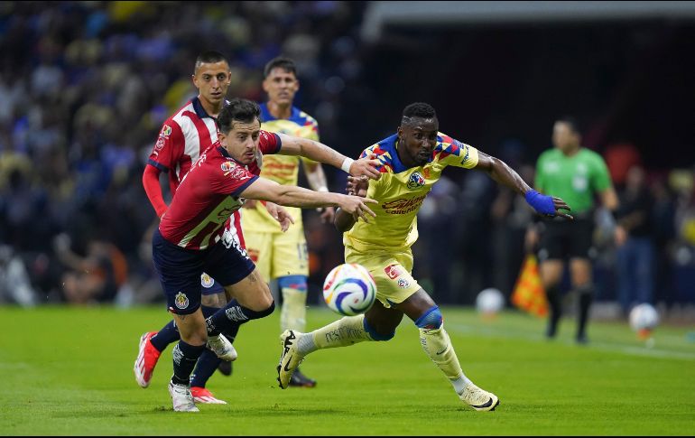 Alan Mozo, lateral derecho del Guadalajara que no dudó en mandar un mensaje de cara al Clásico Nacional. IMAGO7.