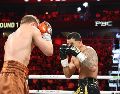 Saúl “Canelo” Álvarez amplía su récord a 62 victorias, dos empates y dos derrotas. EFE/ O. Guzmán