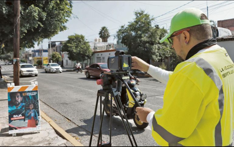 En esta etapa no se sancionará, los agentes socializarán los riesgos que representa conducir a exceso de velocidad. ESPECIAL