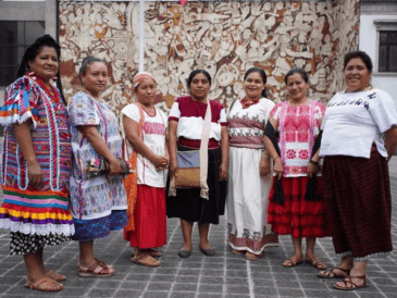 Después de que 26 congresos estatales aprobaron la medida, el Senado de la República confirmó la constitucionalidad de la reforma que asegura plenamente los derechos de los pueblos indígenas y afromexicanos. ESPECIAL