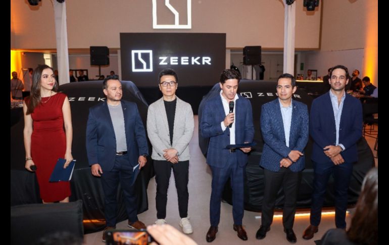 En su debut en México, Zeekr presentó los modelos Zeekr 001 y Zeekr X durante la inauguración de su agencia. ESPECIAL