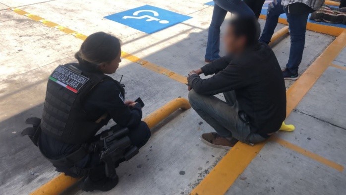 Guadalajara: Vino a buscar empleo a la ciudad y terminó como indigente;  madre lo identifica por videollamada | El Informador